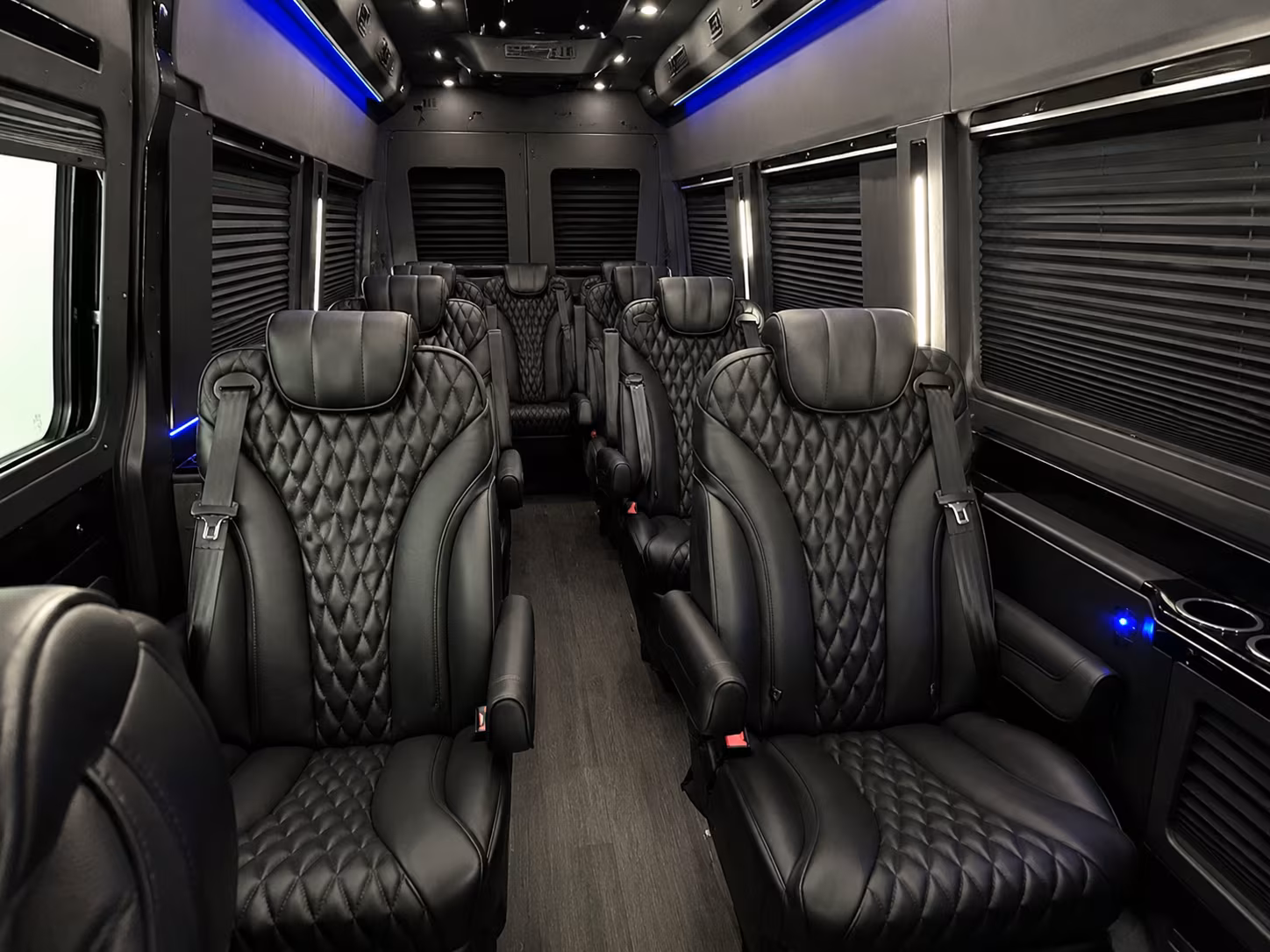 find transportation for your next airport transfer 3