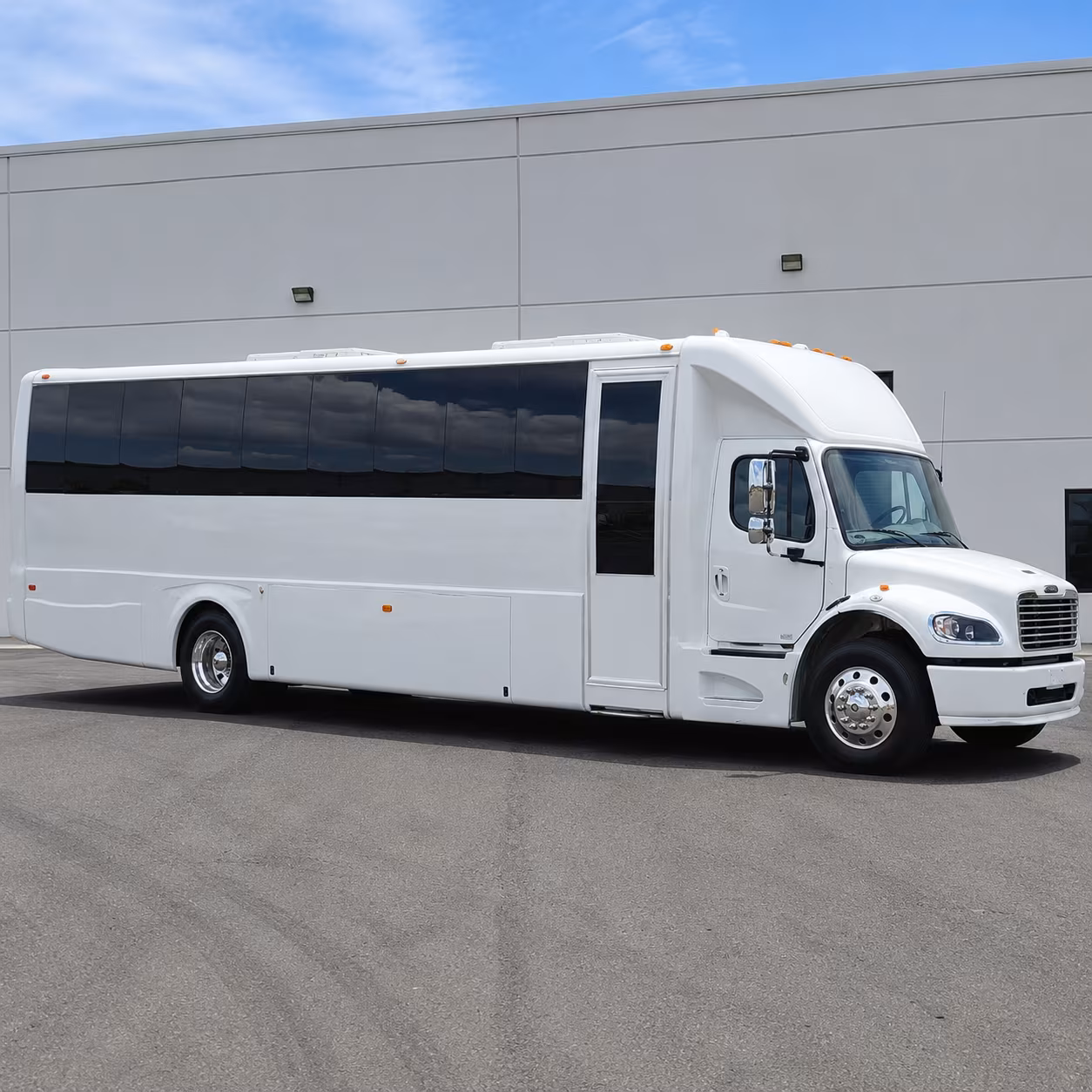 tracy bus rental service area