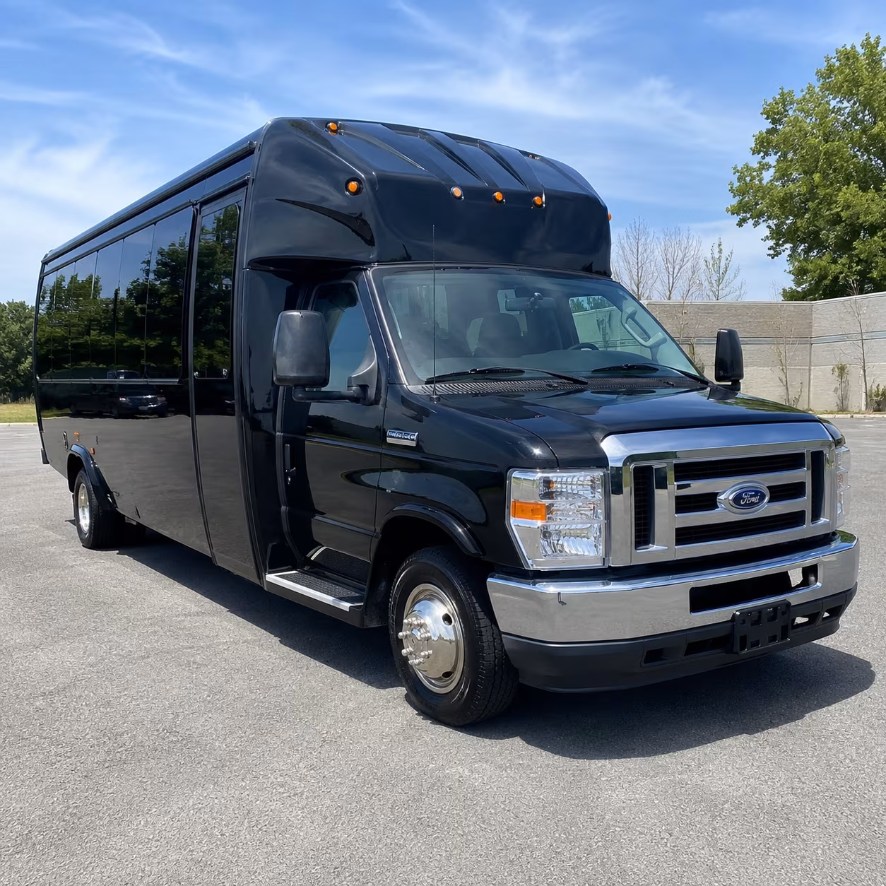 tracy bus rentals for trade shows and convention travel